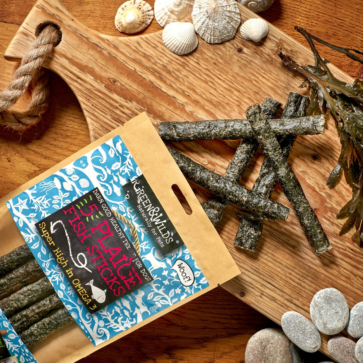 Green & Wilds Plaice Fish Sticks 100g overhead shot
