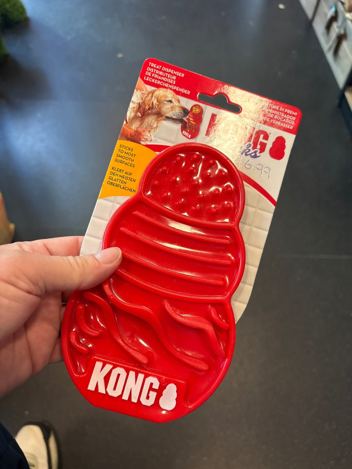 Kong licks